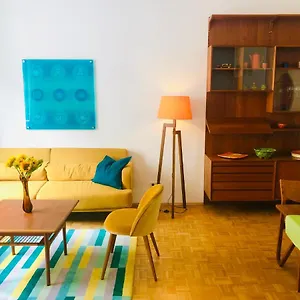 vintage-design-apartment-ottakring-10-min-to-center.vienna-besthotels.com/