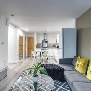 24-phoenix-court-by-derbnb-modern-2-bedroom-apartment.yorkshirehotels.net/